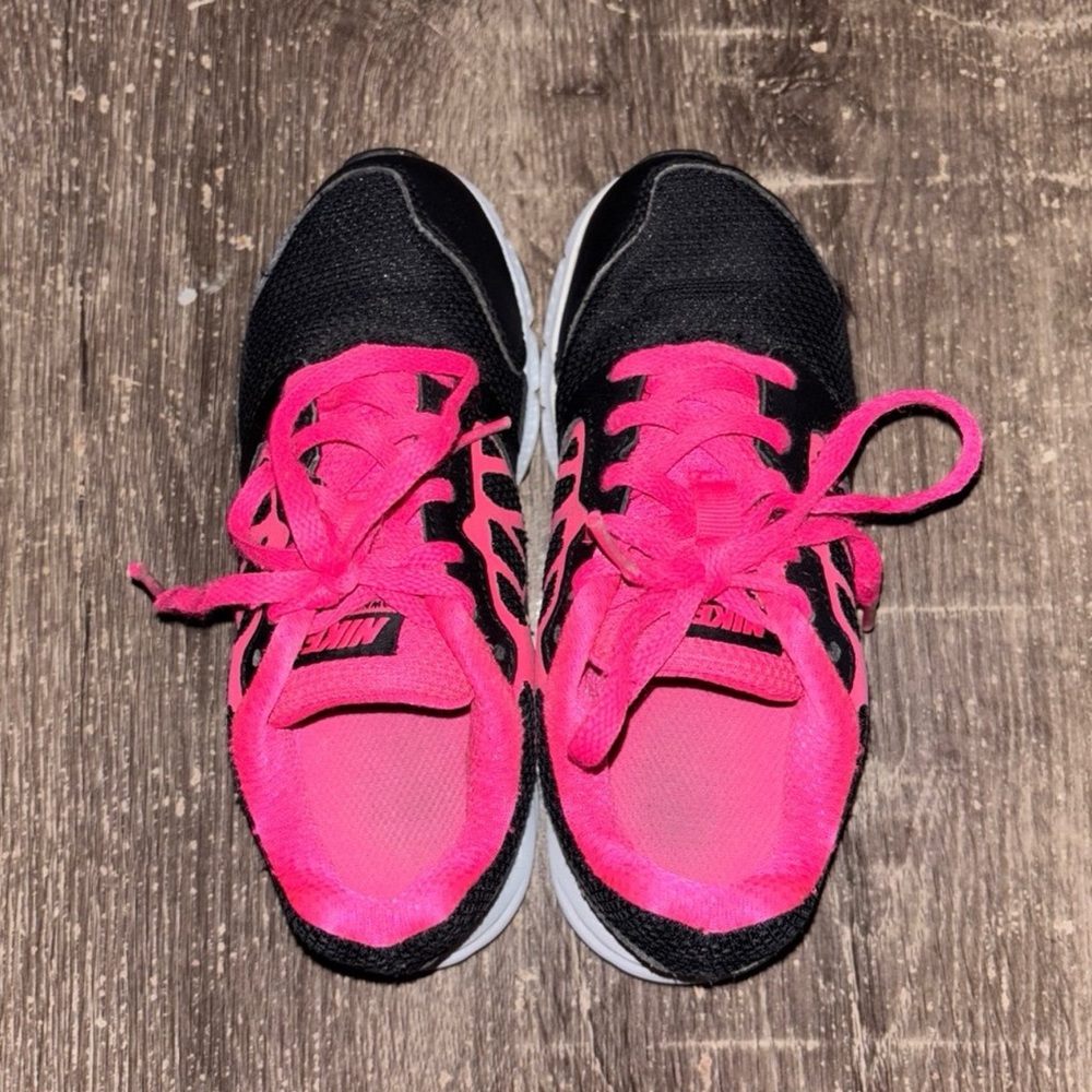 Nike Girl’s Toddler Shoes - Picture 6 of 12